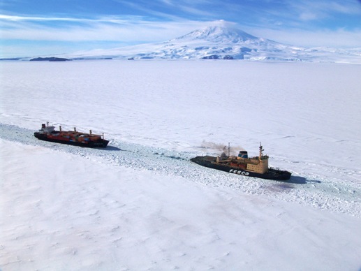 The nuclear-powered icebreakers served as a symbol of Soviet technological power for many decades. Today, this fleet is used to aid ship navigation in the seas north of Siberia and for elite tourism. Here the “Taimyr” and “Vaigach” are in con